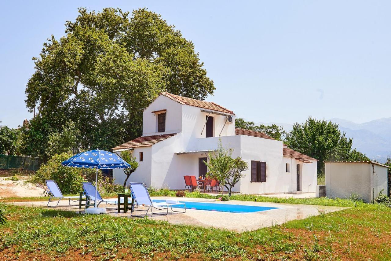 Platanos Stone House Villa คาลีเวส ภายนอก รูปภาพ